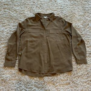Women's Classic Silk Button-Down Shirt with Breast Pocket Details